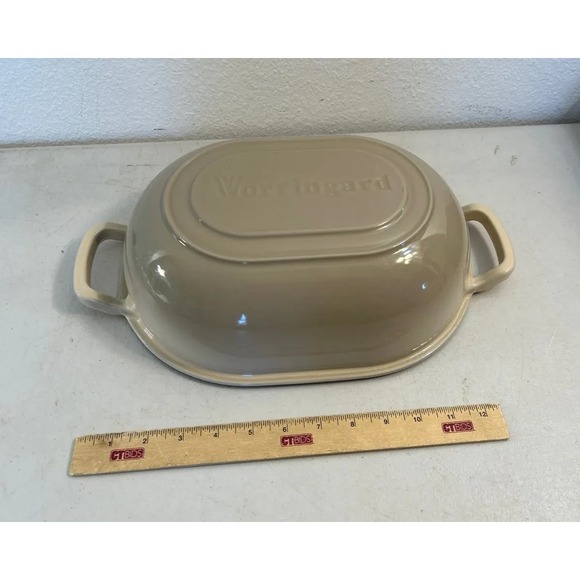 Worringard Half Dutch Oven - Picture 2 of 2